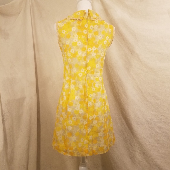 Vintage 60s McInerny Yellow Floral Sundress - Picture 5 of 5